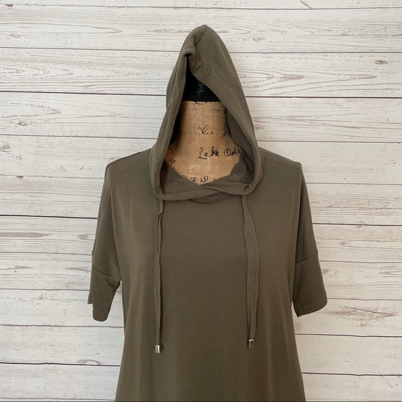 Cable Gauge Ladies Hooded Dress 